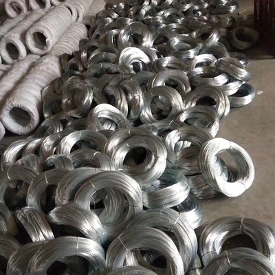 Gi Haste de fio de aço galvanizado para cabide 2,5 mm Revestido de PVC 7 / 0,33 mm 275 g / M2